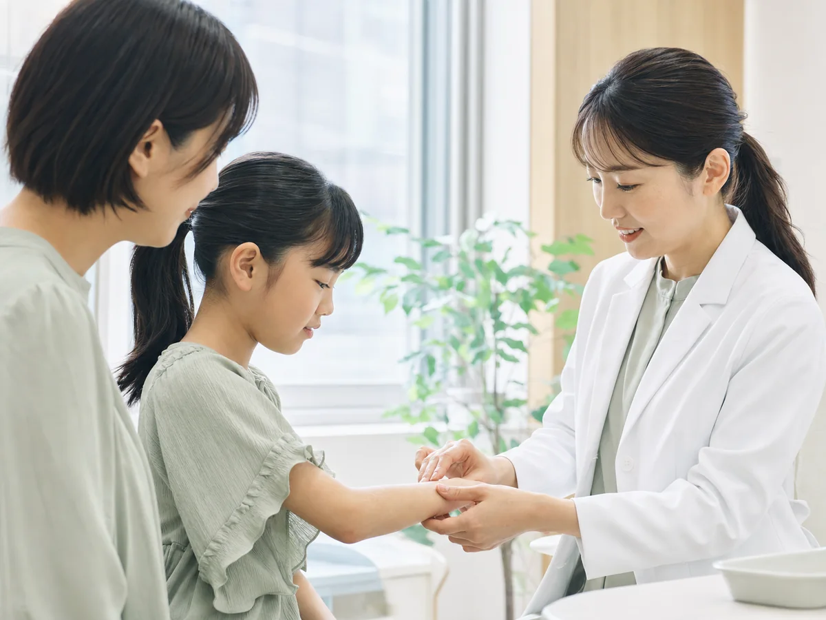 アトピー性皮膚炎の診察イメージ